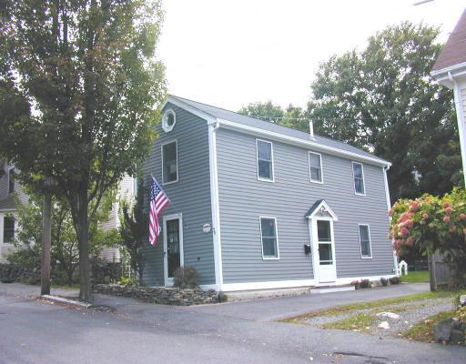 35 Central St, Marblehead, MA 01945 photo 1