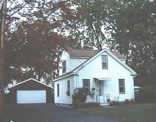 178 State St, Chicopee, MA 01013 photo 1