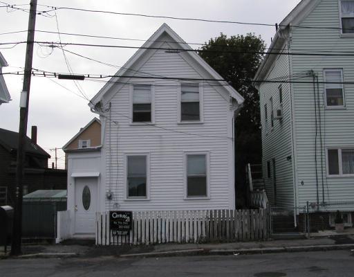 4 Elwell St, Gloucester, MA 01930 photo 1