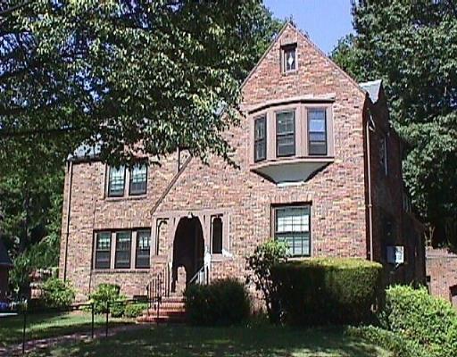 99 Welland Rd, Brookline, MA 02445 photo 1