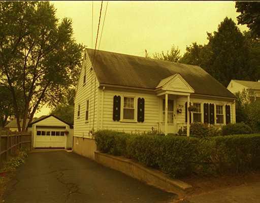 87 Commonwealth Ave, Dedham, MA 02026 photo 1