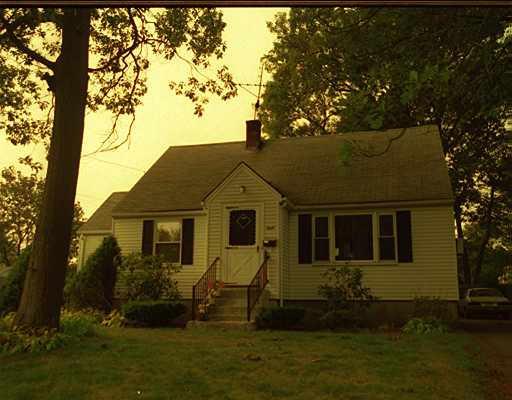 8 Lambert Rd, Randolph, MA 02368 photo 1