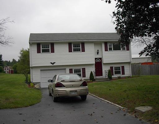 52 Main St, Douglas, MA 01516 photo 1