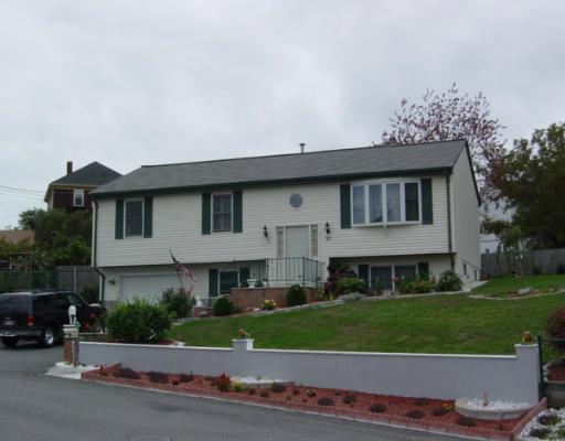 27 Michael St, Fall River, MA 02721 photo 1