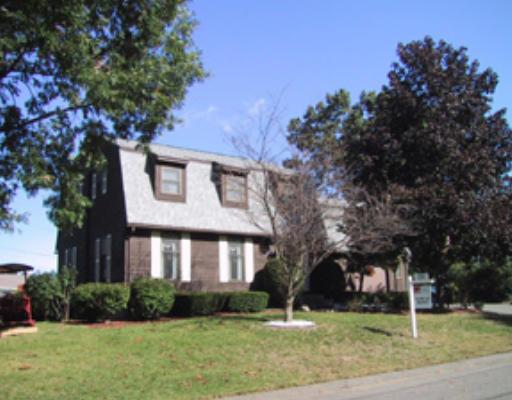 90 Wanda St, Chicopee, MA 01013 photo 1