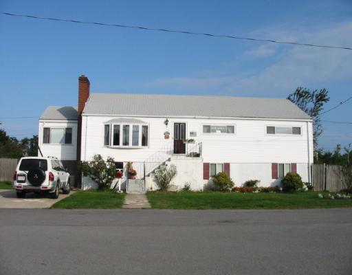 1 Warfield Ave, Hull, MA 02045 photo 1
