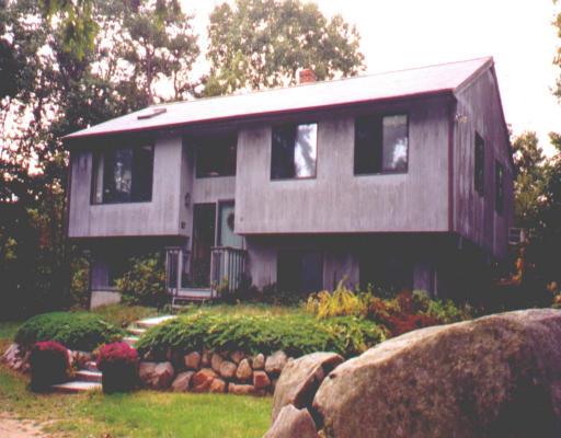 10 Brooks Ln, Gloucester, MA 01930 photo 1