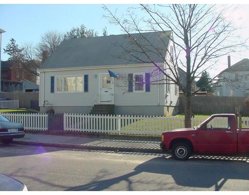 501 Birch St, Fall River, MA 02724 photo 1