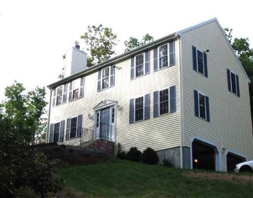 67 Warren St, Upton, MA 01568 photo 1