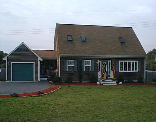 2 Heritage Rd, Acushnet, MA 02743 photo 1