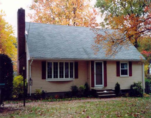 113 Endicott St, Springfield, MA 01118 photo 1