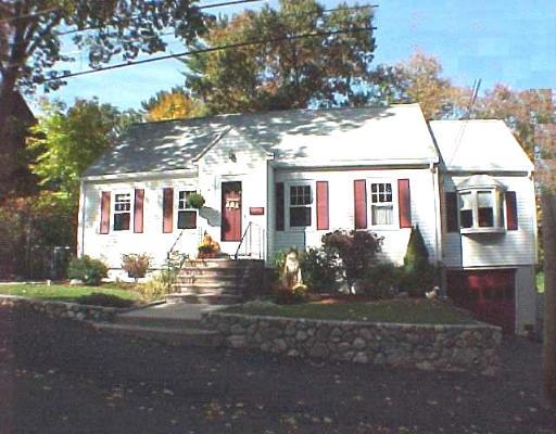 5 Juniper Ave, Wakefield, MA 01880 photo 1