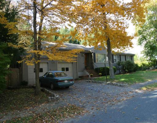 103 Falcon St, Needham, MA 02492 photo 1