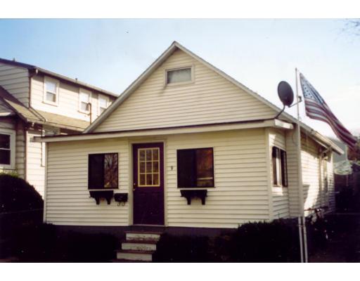 9 Rockview Rd, Hull, MA 02045 photo 1