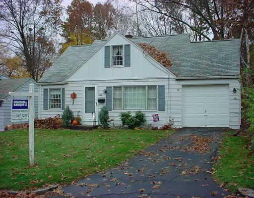 183 Emerson St, Springfield, MA 01118 photo 1