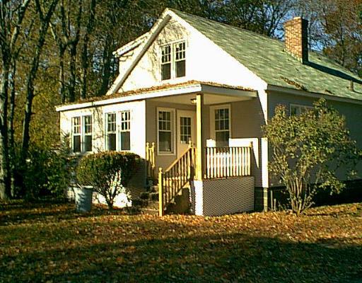 50 Irwin St, Chicopee, MA 01013 photo 1
