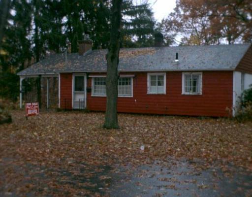 39 Longedge Rd, Clinton, MA 01510 photo 1