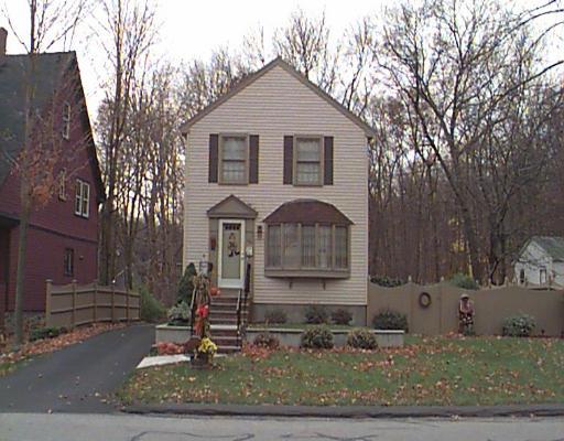 86 Spring St, Wakefield, MA 01880 photo 1