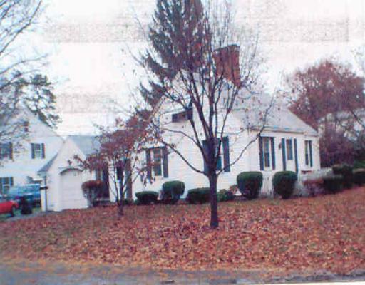 18 Ford St, Springfield, MA 01118 photo 1