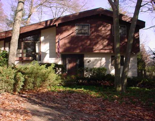 25 Walnut St, Millis, MA 02054 photo 1
