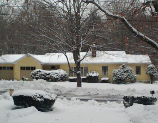 76 Gralia, Springfield, MA 01128 photo 1