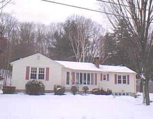 14 Arnold Ave, Reading, MA 01867 photo 1