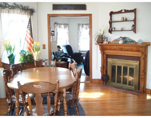 23 School St, Danvers, MA 01923 photo 2