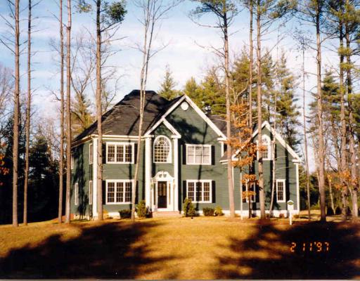 17 Goss Pond Rd, Upton, MA 01568 photo 1