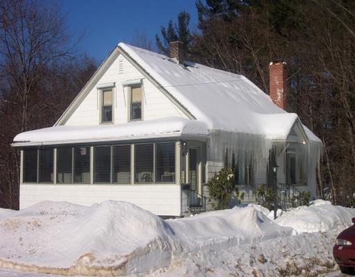 102 Lincoln Ave, Athol, MA 01331 photo 1