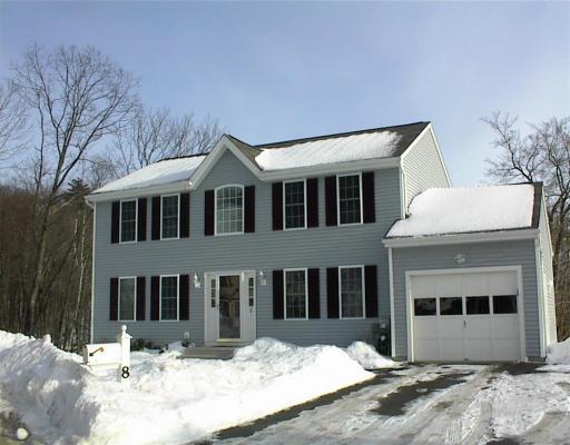 8 Pinebrook Ln, Worcester, MA 01609 photo 1
