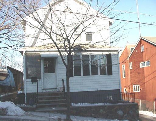 31 Maplewood Ave, Everett, MA 02149 photo 1