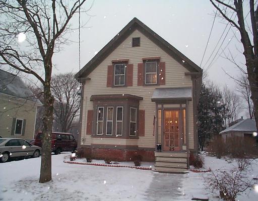 25 Davis St, Mansfield, MA 02048 photo 1