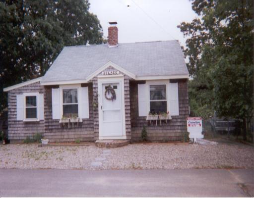 5 Graham St, Wareham, MA 02571 photo 1