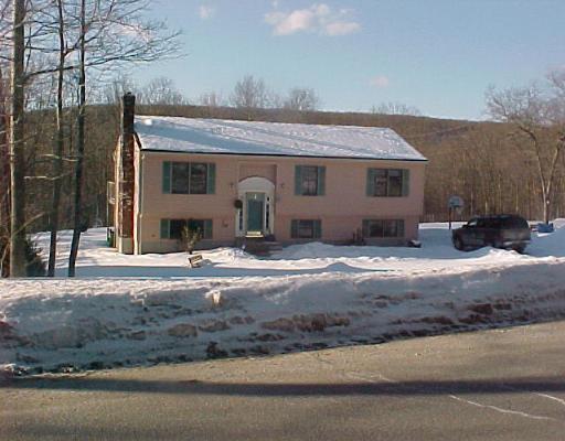 143 Sutton Rd, Webster, MA 01570 photo 1