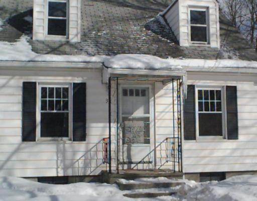 39 Lucerne Rd, Springfield, MA 01119 photo 1