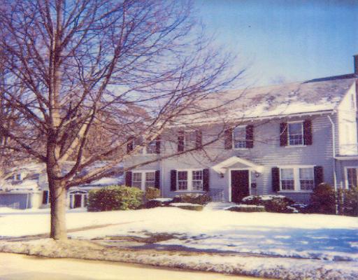 209 Middlesex Rd, Chestnut Hill, MA 02467 photo 1