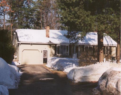 3 Sterling Dr, Easthampton, MA 01027 photo 1