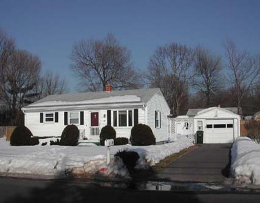 51 Newhouse St, Springfield, MA 01118 photo 1