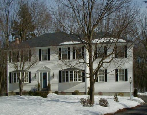 10 Circle Dr, Dover, MA 02030 photo 1