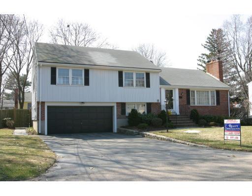 11 Sachem Rd, Needham, MA 02494 photo 1