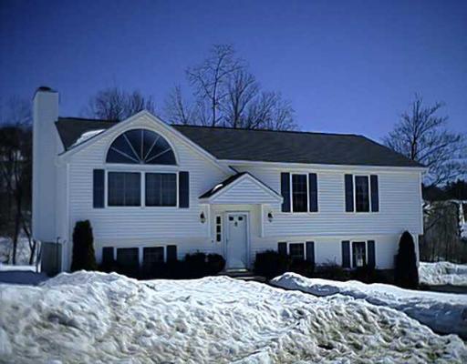 4 Pinebrook Ln, Worcester, MA 01609 photo 1