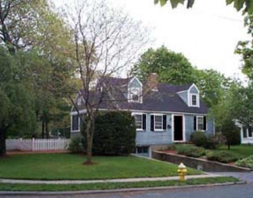 10 Beaufort Ave, Needham, MA 02492 photo 1