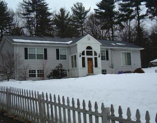 20 Hopkinton Rd, Upton, MA 01568 photo 1