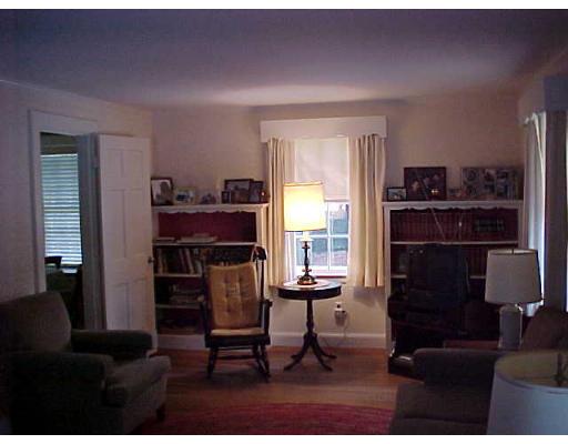 23 Prospect St, Walpole, MA 02081 photo 4