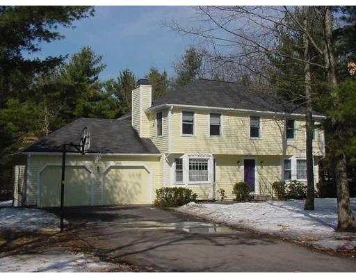 20 Puddingstone Ln, Mendon, MA 01756 photo 1