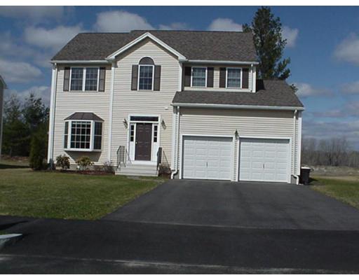 17 Jay Dr, Framingham, MA 01701 photo 1