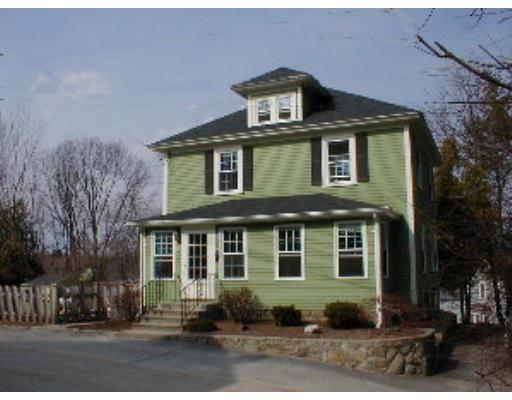 8 Summit St, Maynard, MA 01754 photo 1