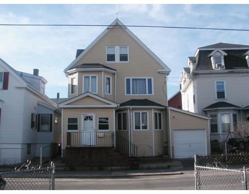 16 Addison St, Gloucester, MA 01930 photo 1