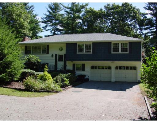4 Deborah Dr, Walpole, MA 02081 photo 1
