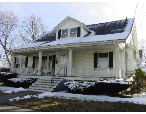 29 Chase St, Danvers, MA 01923 photo 1